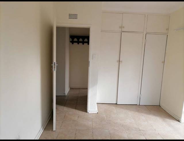 2 BEDROOM PROPERTY TO RENT IN BRENTHURST